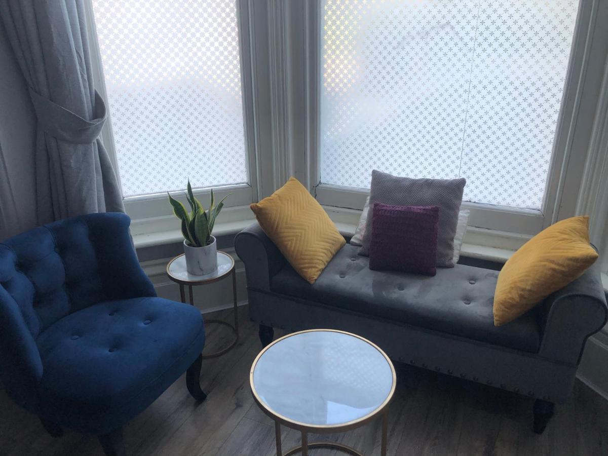 Canterbury Accommodations With Free Car Park Onsite And High Speed Wifi Ngoại thất bức ảnh