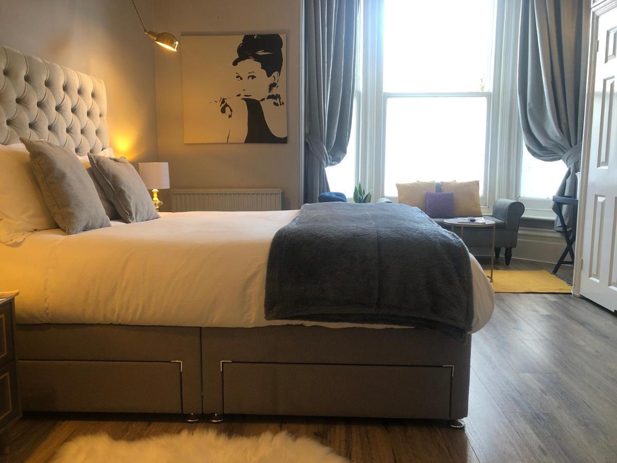 Canterbury Accommodations With Free Car Park Onsite And High Speed Wifi Ngoại thất bức ảnh