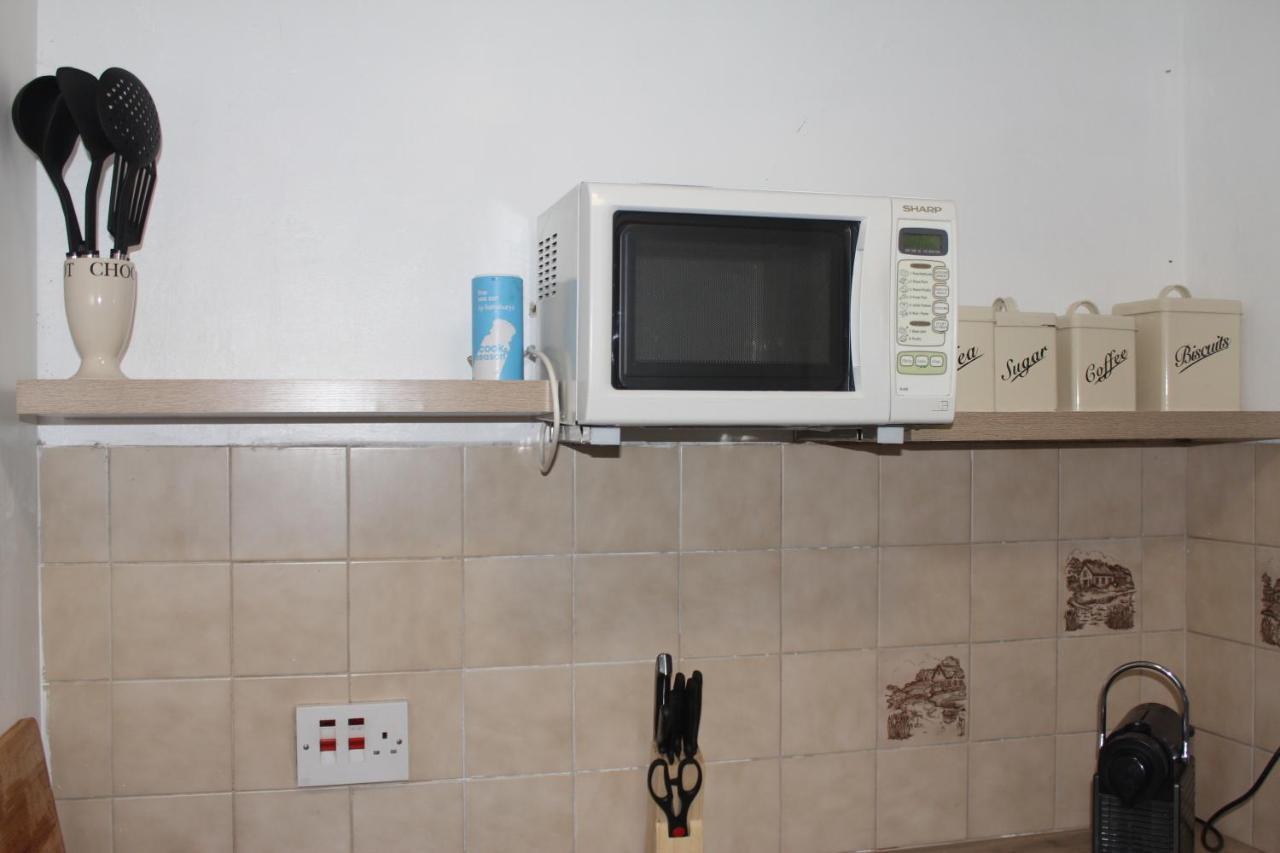 Canterbury Accommodations With Free Car Park Onsite And High Speed Wifi Ngoại thất bức ảnh
