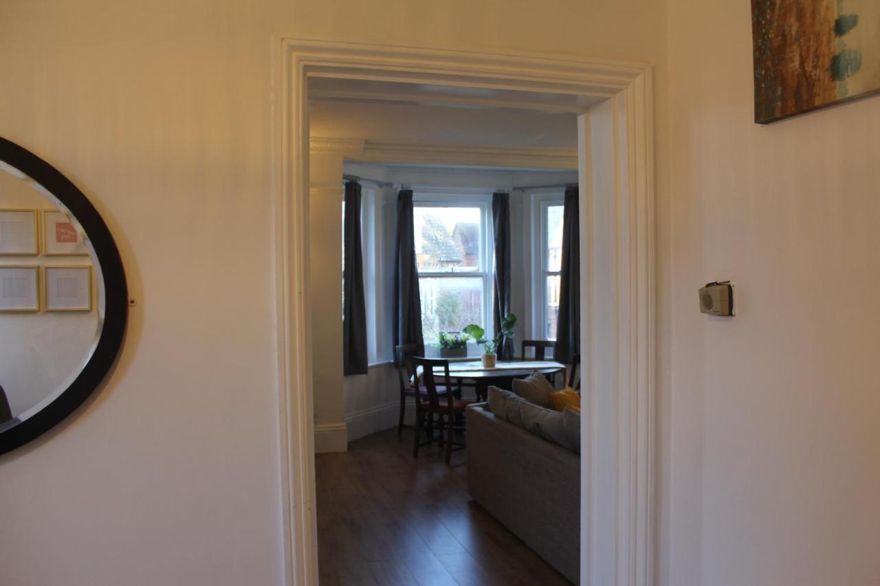 Canterbury Accommodations With Free Car Park Onsite And High Speed Wifi Ngoại thất bức ảnh