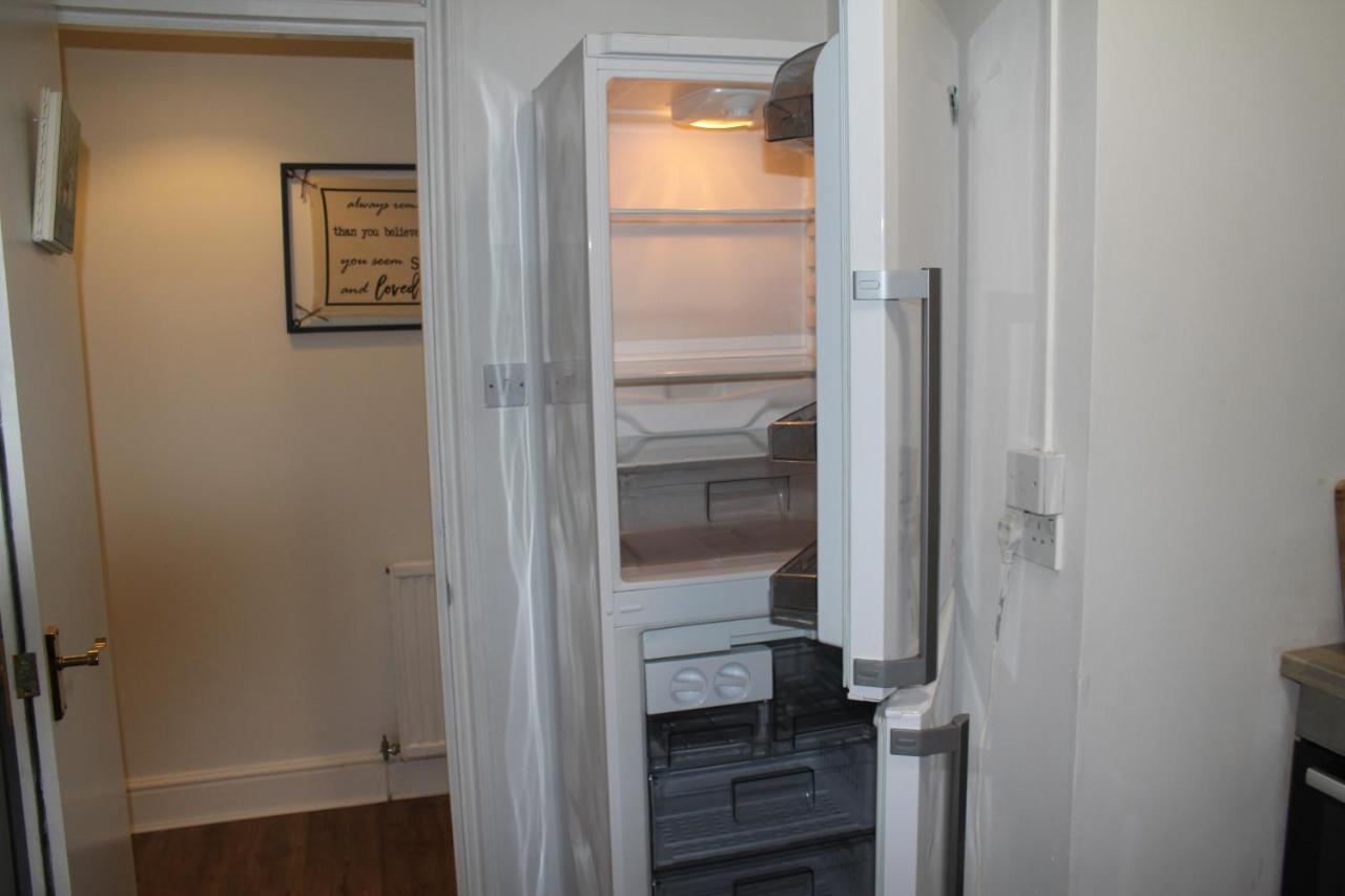 Canterbury Accommodations With Free Car Park Onsite And High Speed Wifi Ngoại thất bức ảnh